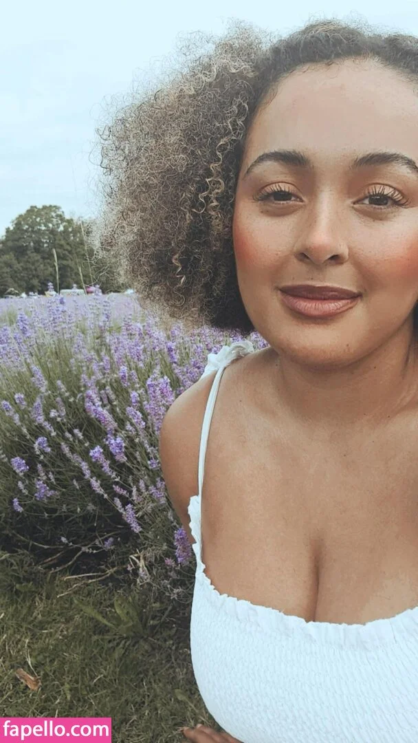 modernbritishrose Onlyfans Photo Gallery 