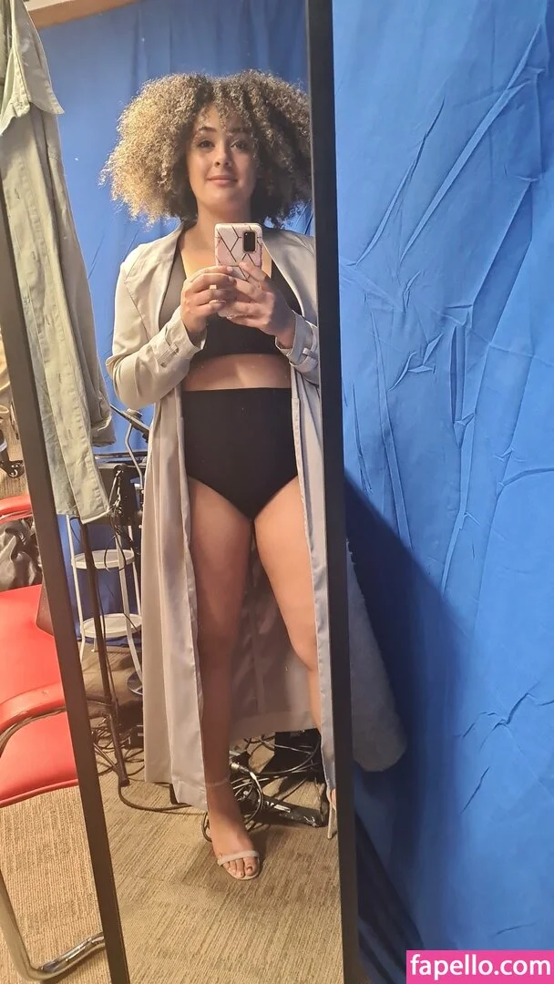 modernbritishrose Onlyfans Photo Gallery 