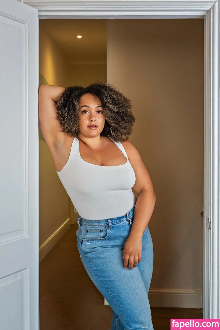 modernbritishrose Onlyfans Photo Gallery 