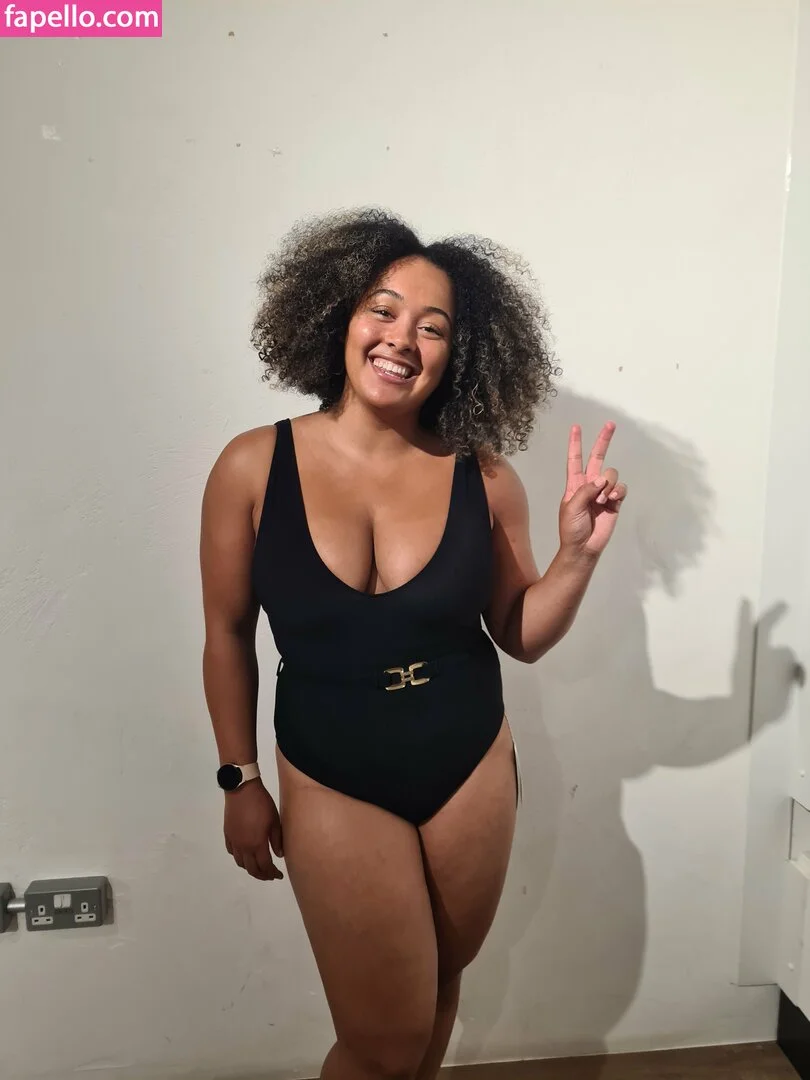 modernbritishrose Onlyfans Photo Gallery 