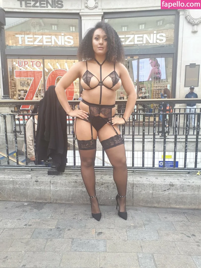 modernbritishrose Onlyfans Photo Gallery 