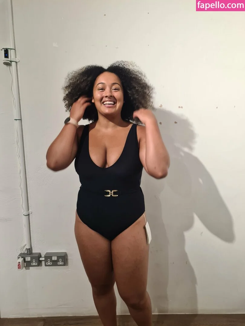 modernbritishrose Onlyfans Photo Gallery 