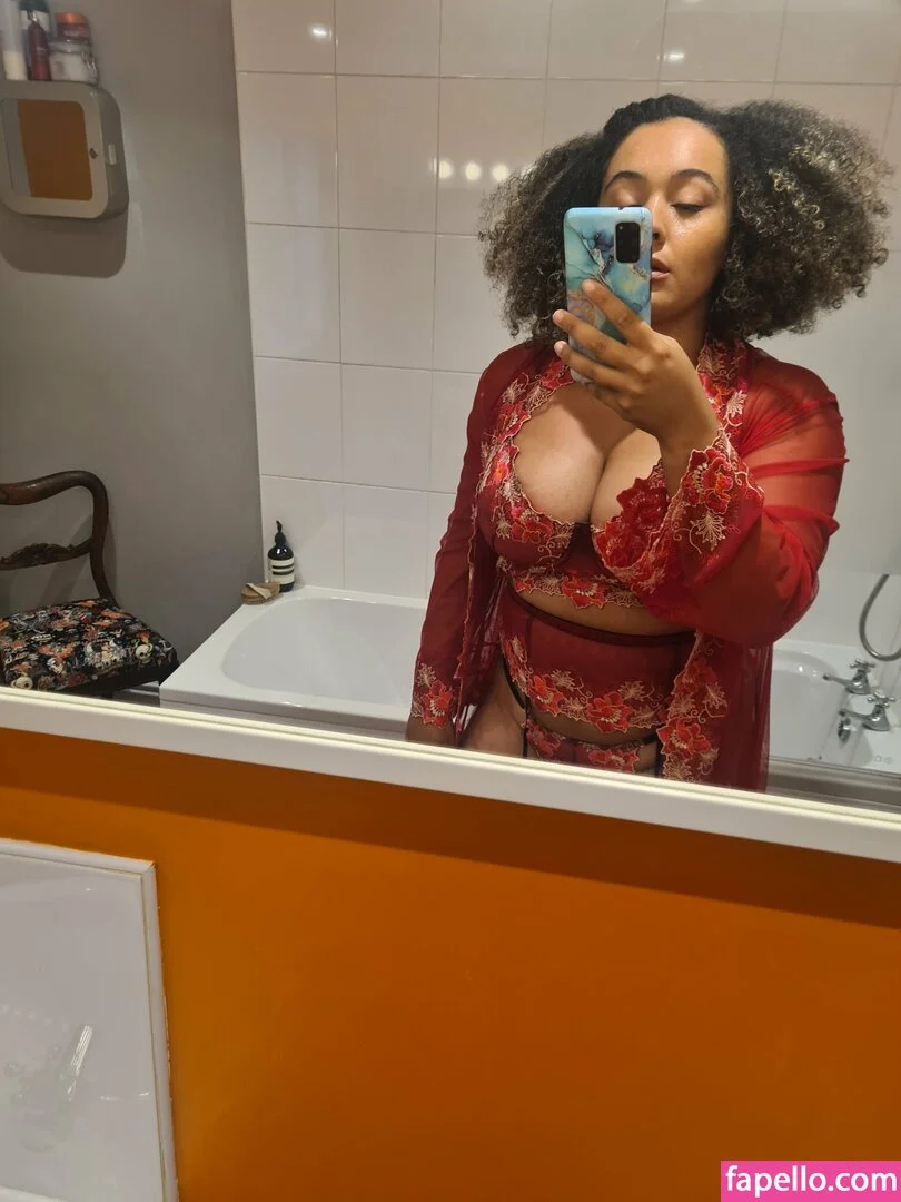 modernbritishrose Onlyfans Photo Gallery 