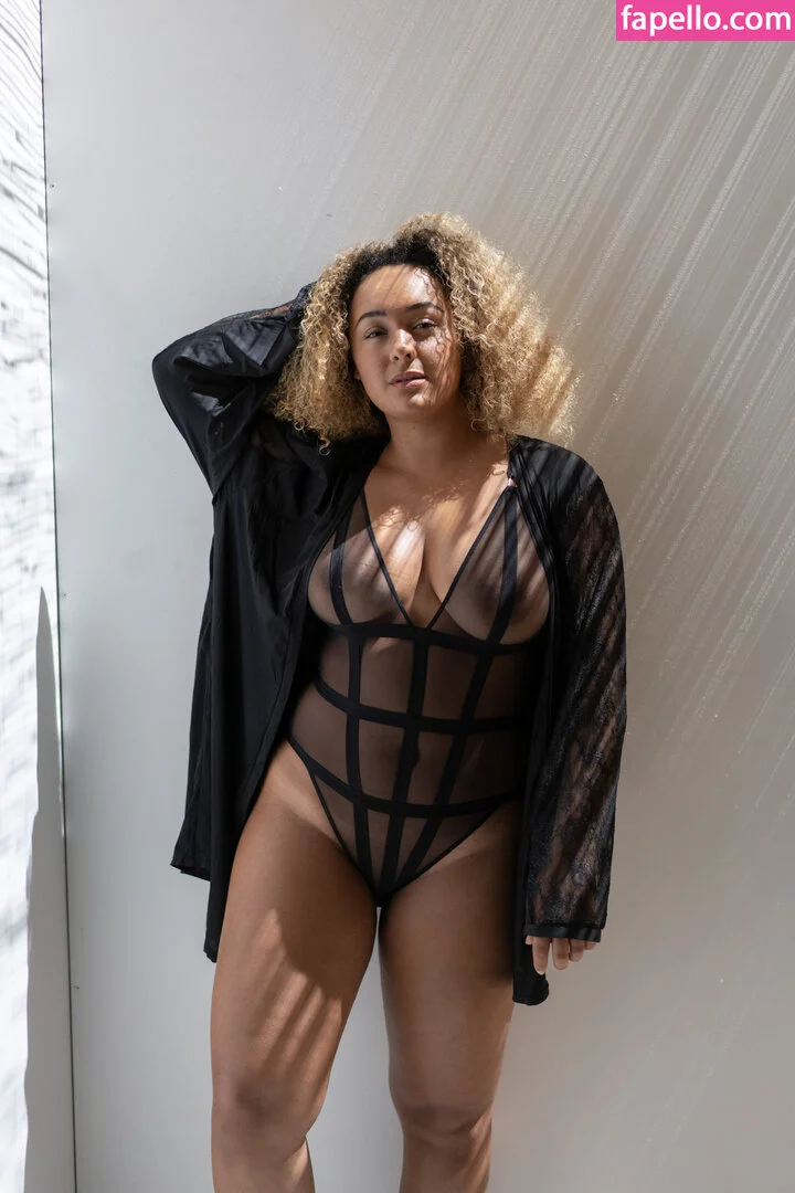 modernbritishrose Onlyfans Photo Gallery 