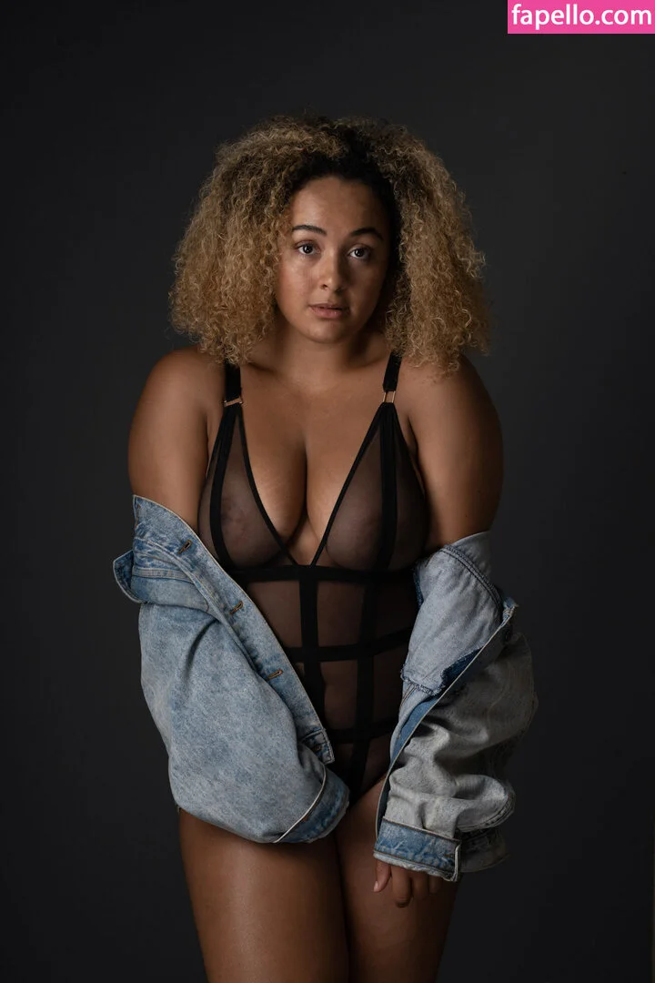 modernbritishrose Onlyfans Photo Gallery 