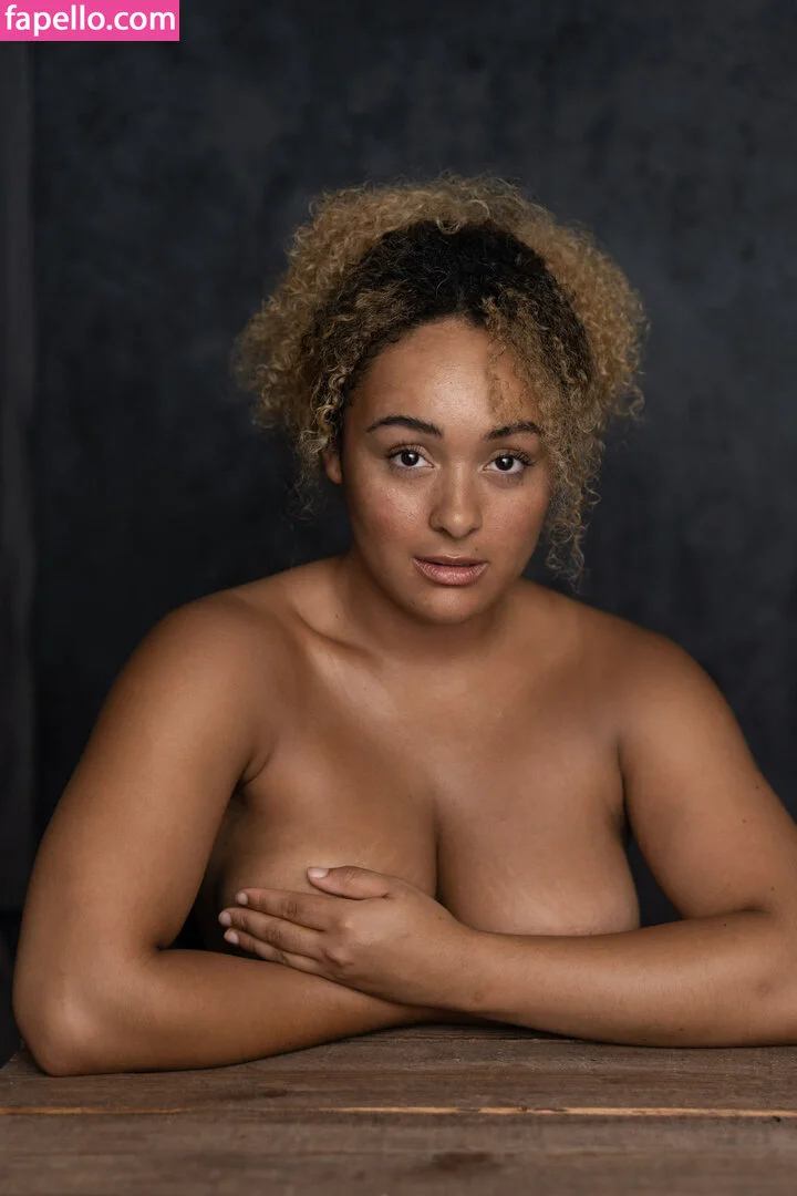 modernbritishrose Onlyfans Photo Gallery 