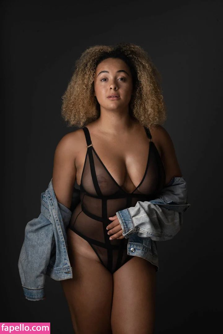 modernbritishrose Onlyfans Photo Gallery 