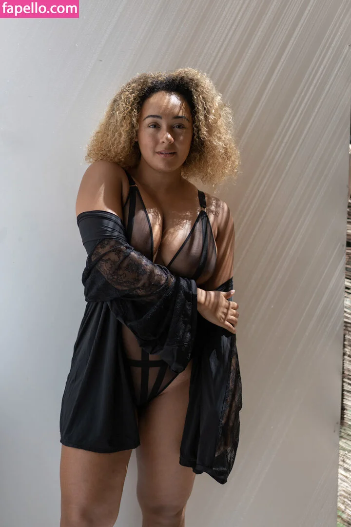 modernbritishrose Onlyfans Photo Gallery 