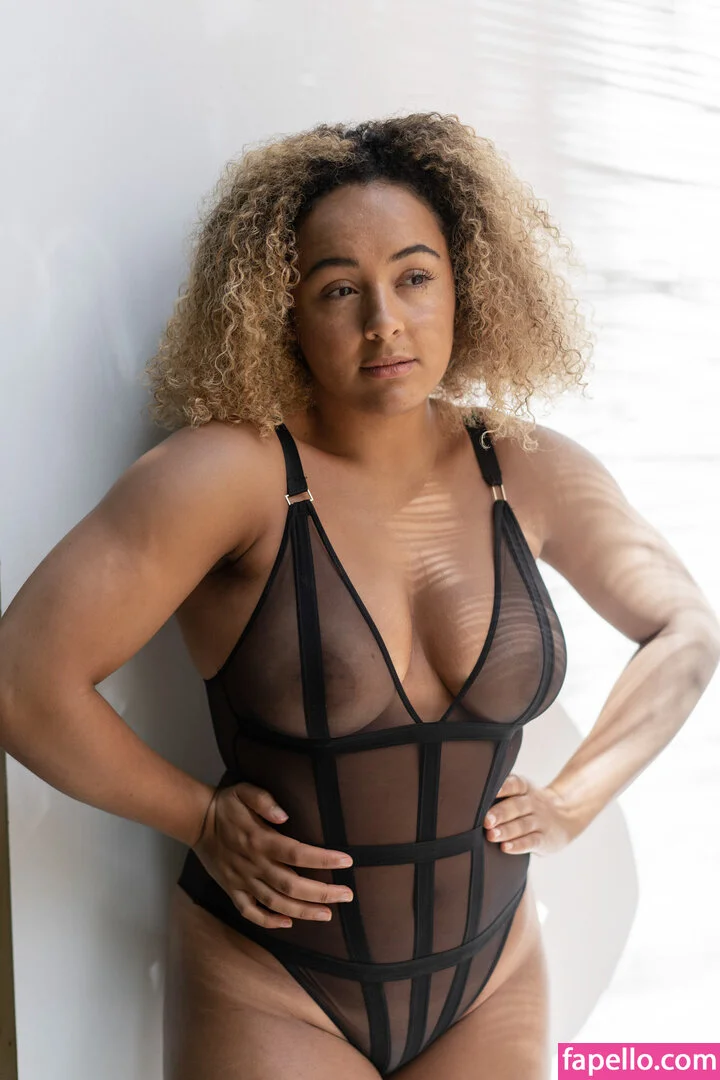 modernbritishrose Onlyfans Photo Gallery 