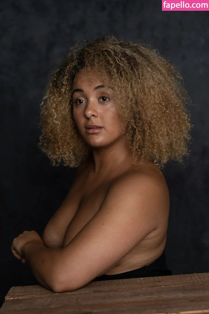 modernbritishrose Onlyfans Photo Gallery 