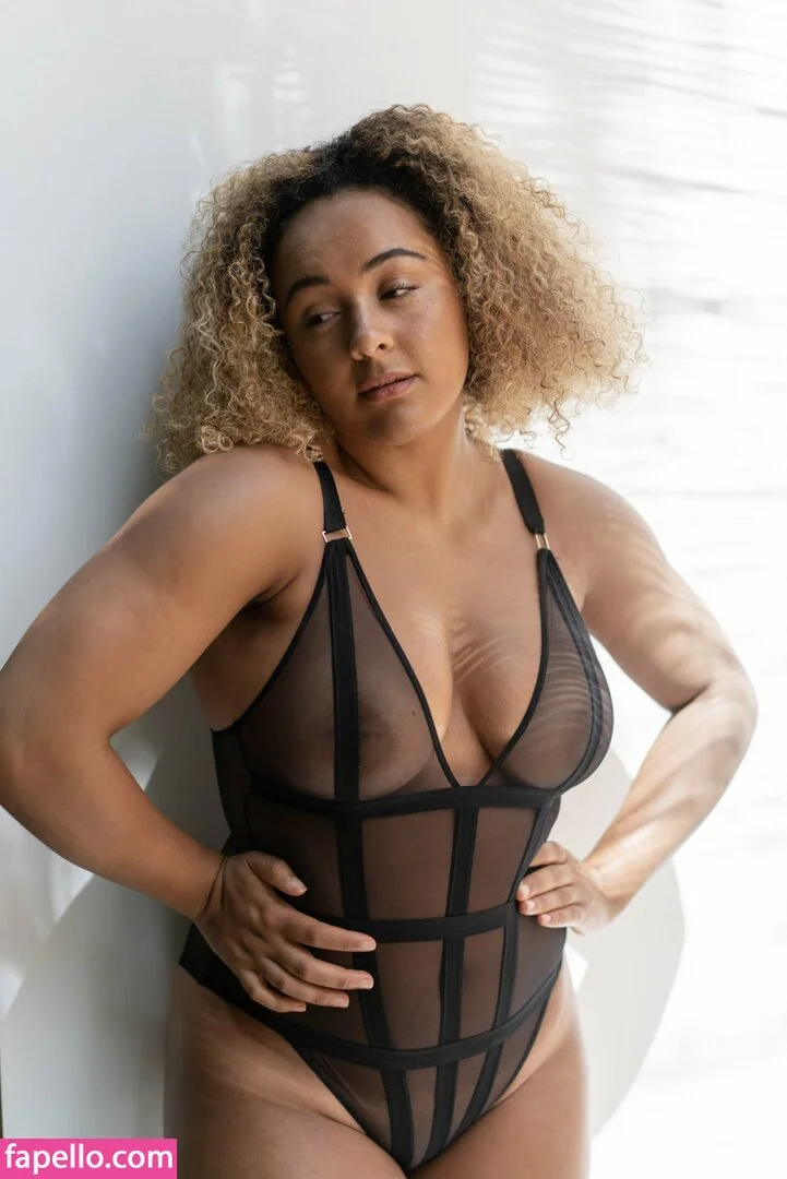 modernbritishrose Onlyfans Photo Gallery 