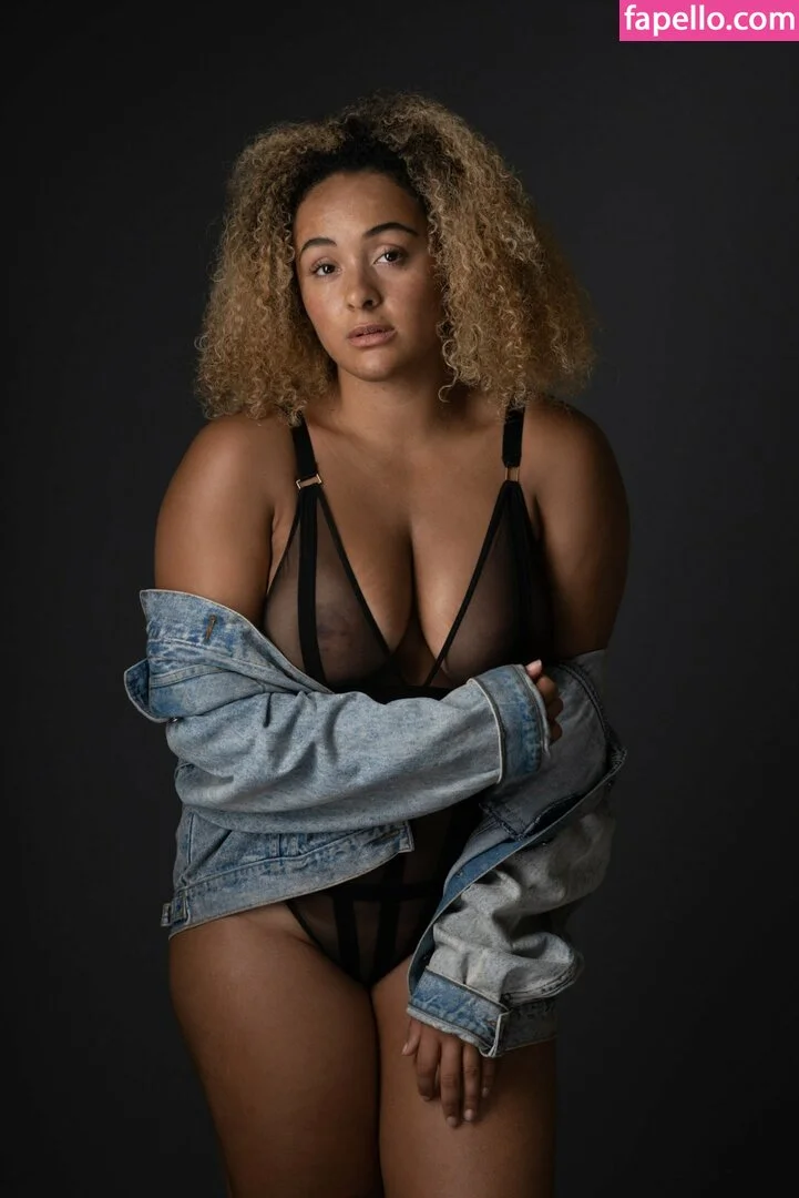 modernbritishrose Onlyfans Photo Gallery 