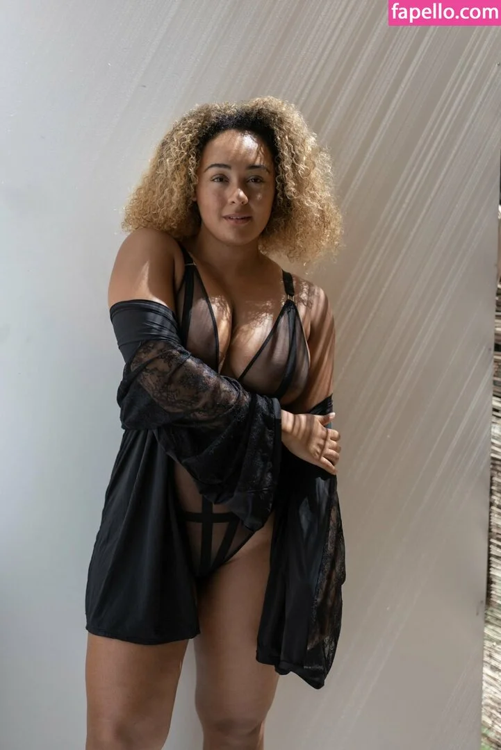 modernbritishrose Onlyfans Photo Gallery 