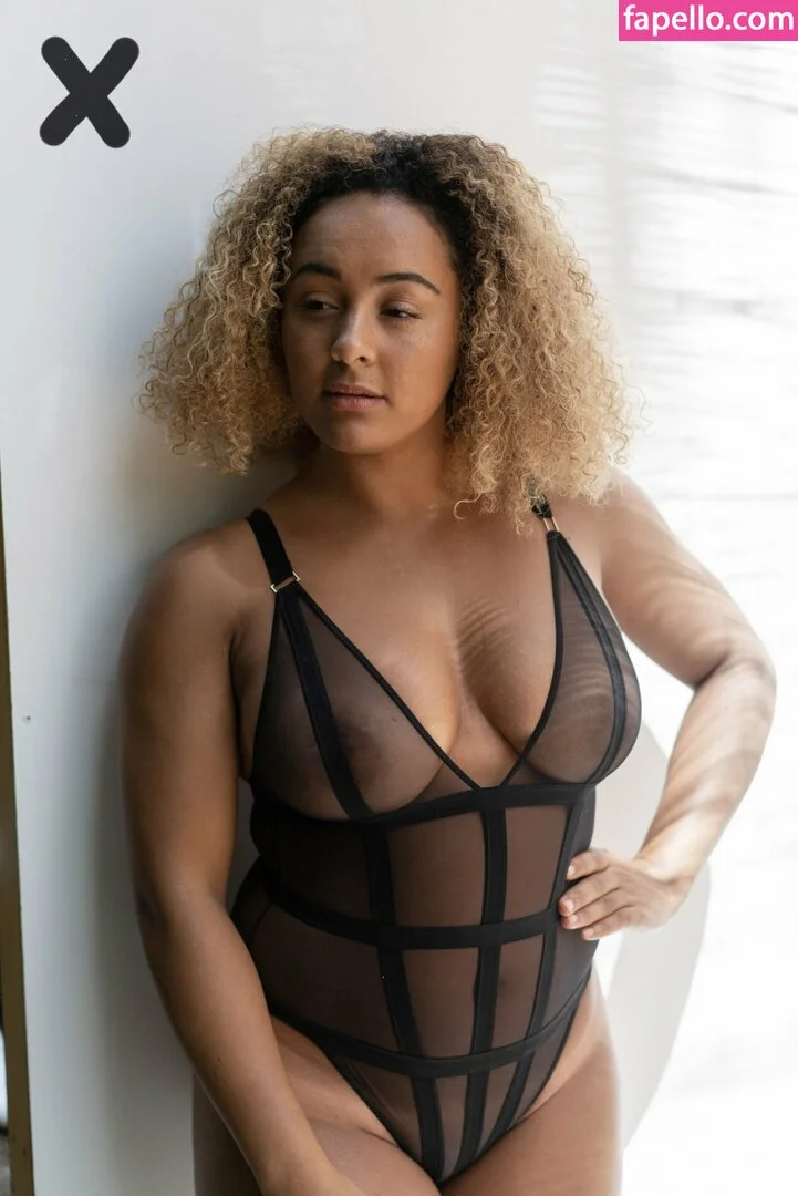 modernbritishrose Onlyfans Photo Gallery 