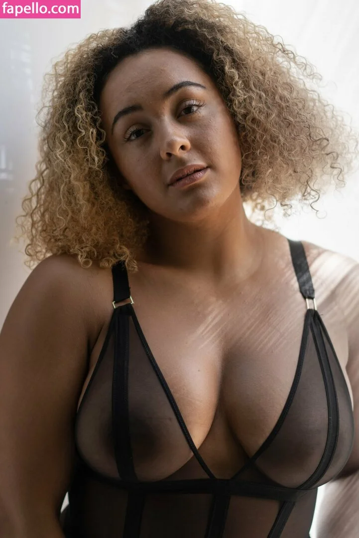 modernbritishrose Onlyfans Photo Gallery 