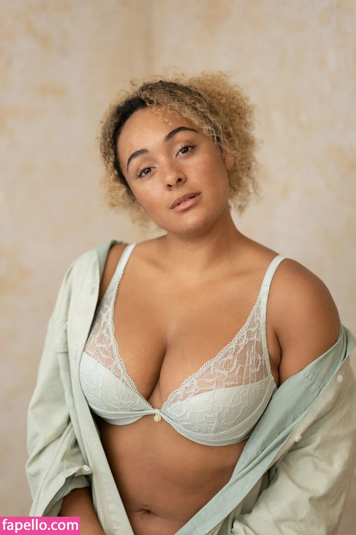 modernbritishrose Onlyfans Photo Gallery 