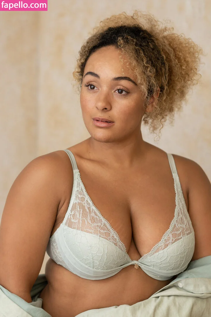 modernbritishrose Onlyfans Photo Gallery 