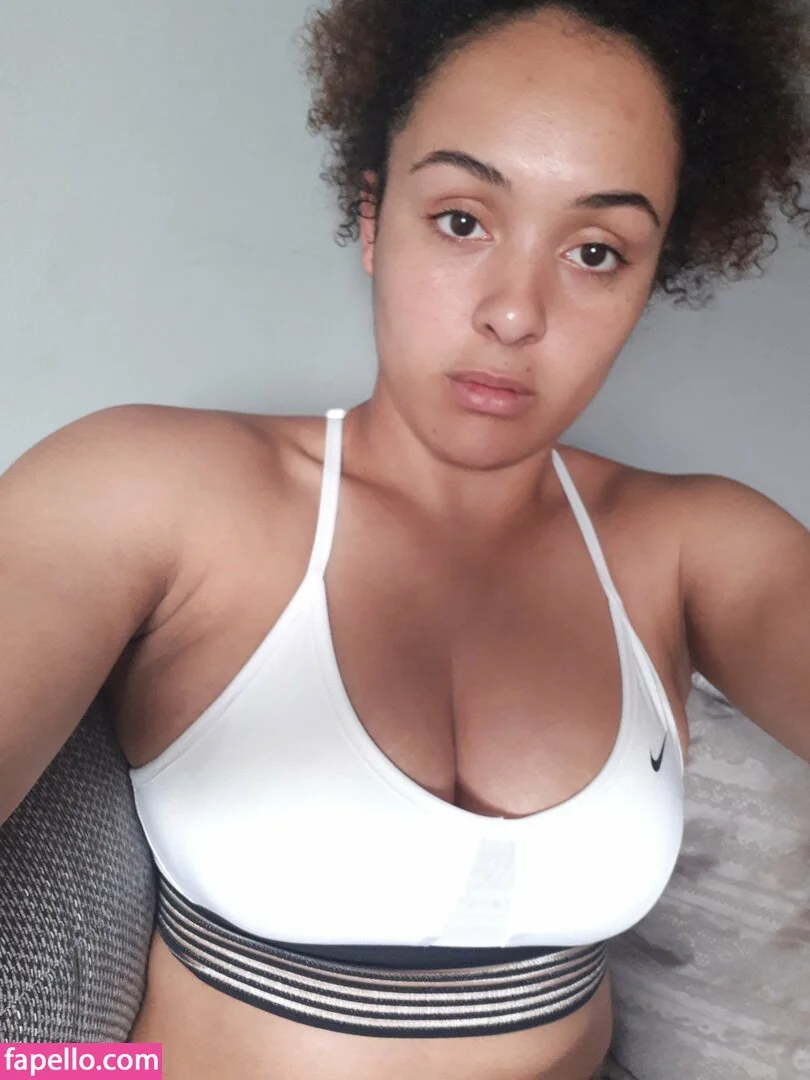 modernbritishrose Onlyfans Photo Gallery 