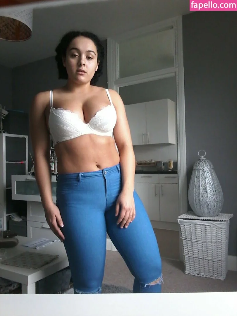 modernbritishrose Onlyfans Photo Gallery 