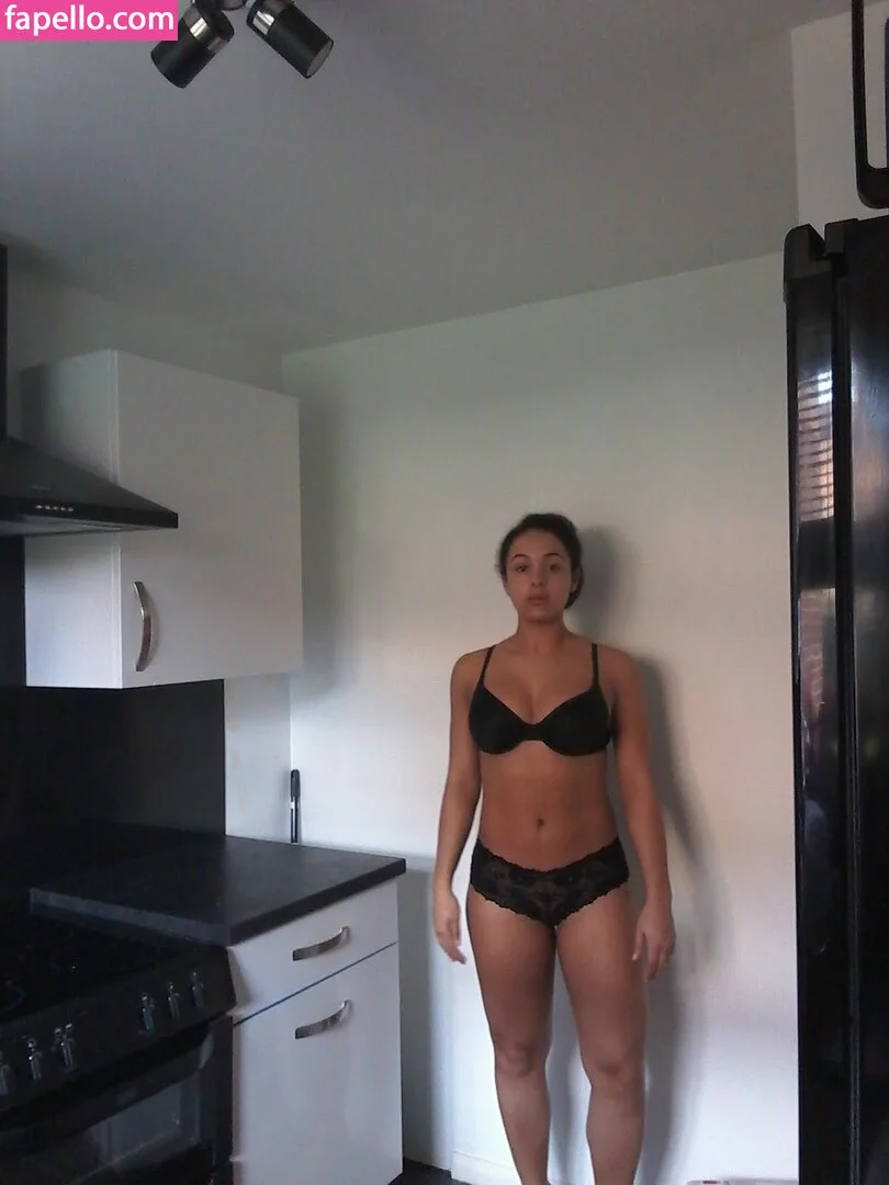 modernbritishrose Onlyfans Photo Gallery 