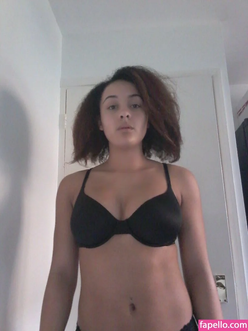 modernbritishrose Onlyfans Photo Gallery 