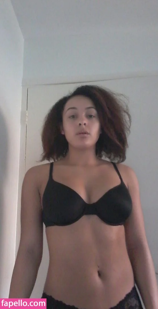 modernbritishrose Onlyfans Photo Gallery 