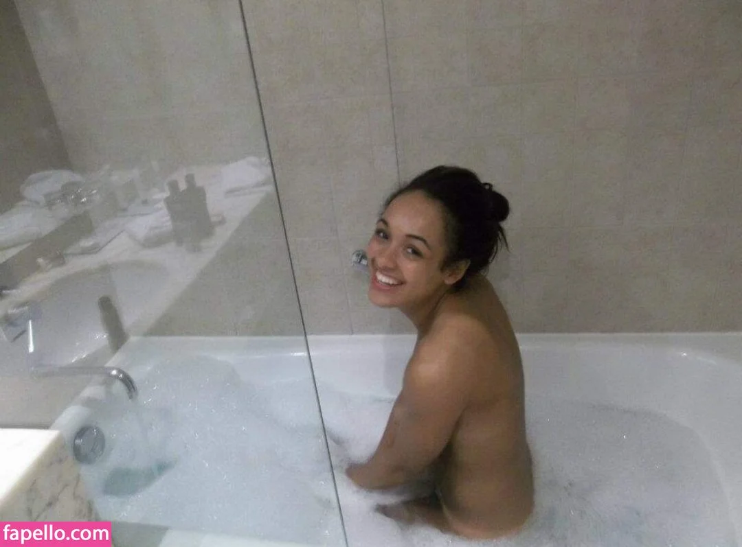 modernbritishrose Onlyfans Photo Gallery 