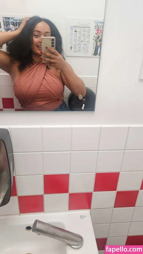 modernbritishrose Onlyfans Photo Gallery 