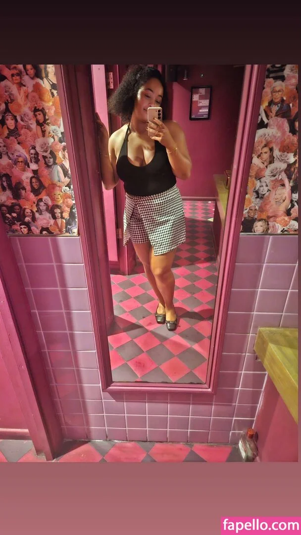 modernbritishrose Onlyfans Photo Gallery 