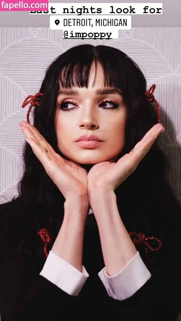 poppy.py.py Onlyfans Photo Gallery 