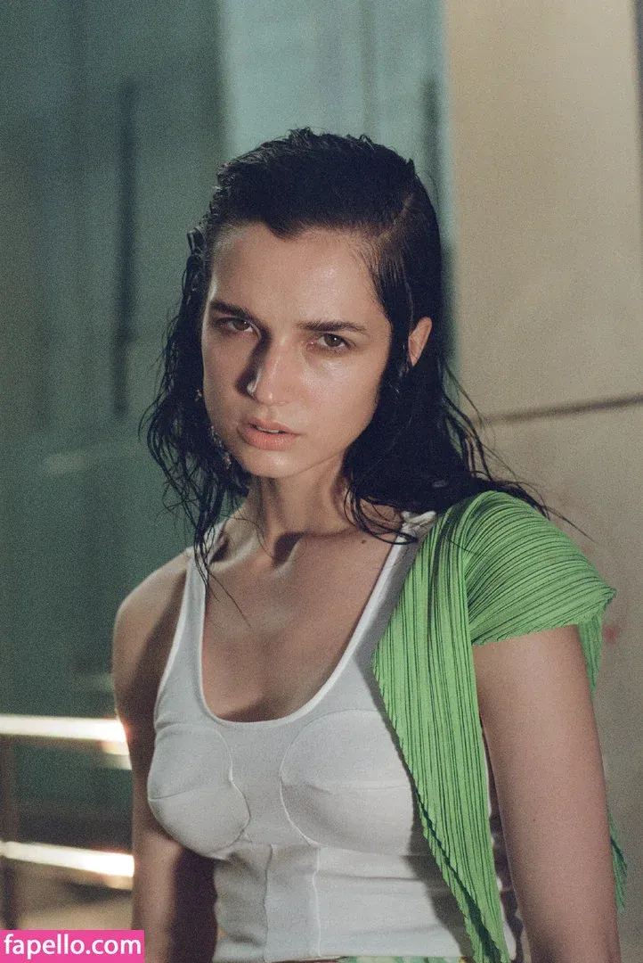 poppy.py.py Onlyfans Photo Gallery 