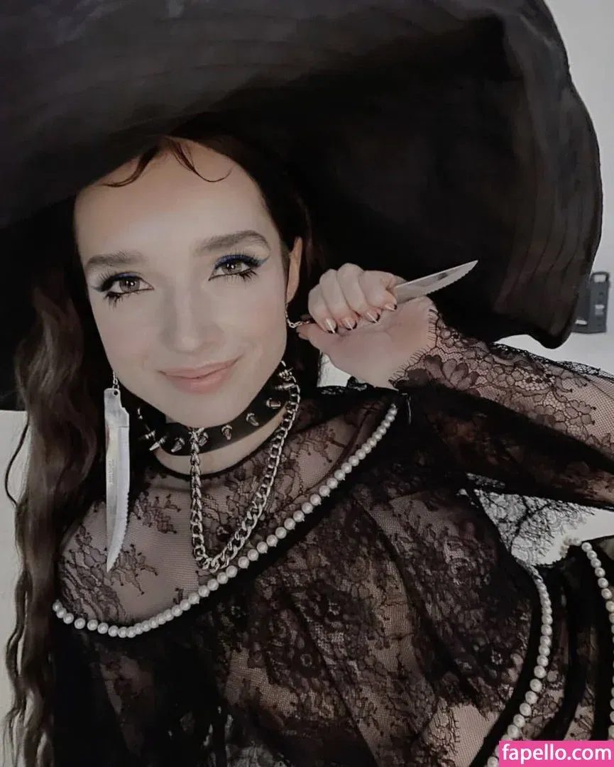 poppy.py.py Onlyfans Photo Gallery 