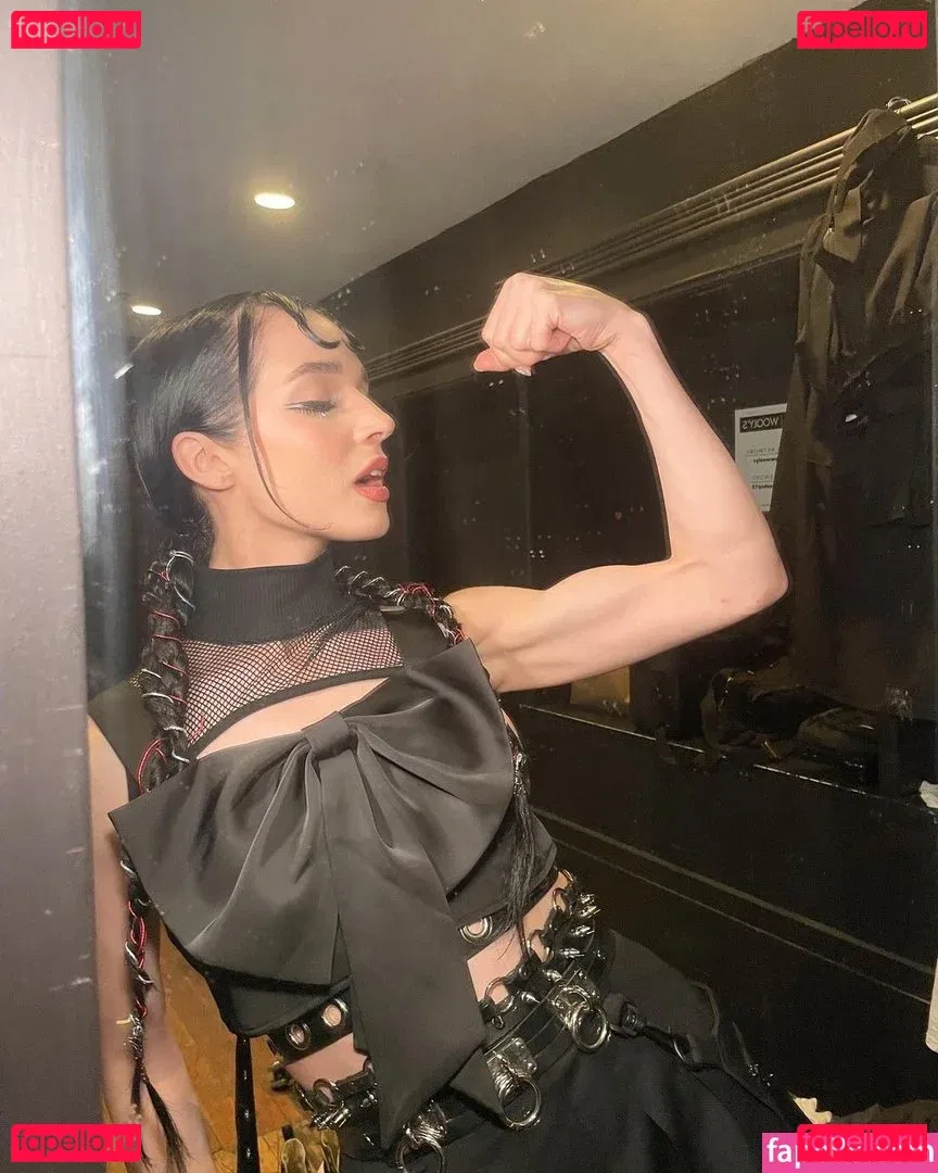 poppy.py.py Onlyfans Photo Gallery 