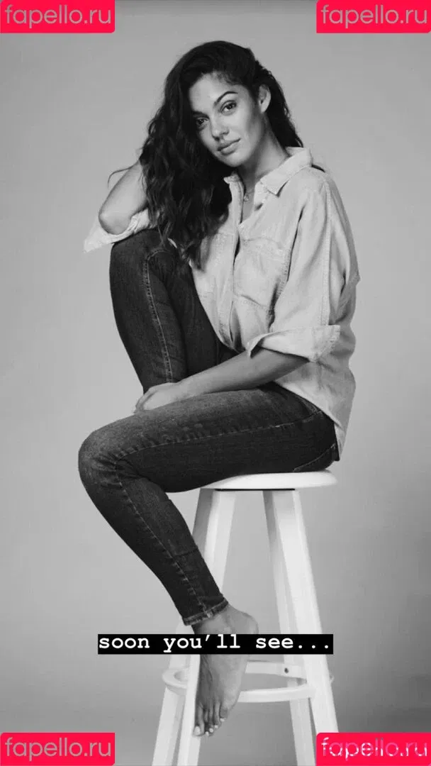 Nilam Farooq Onlyfans Photo Gallery 
