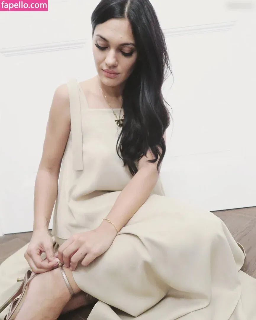 Nilam Farooq Onlyfans Photo Gallery 