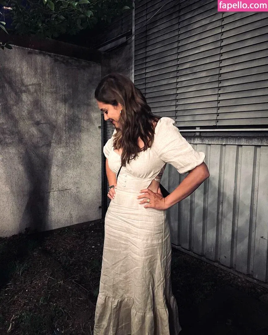 Nilam Farooq Onlyfans Photo Gallery 