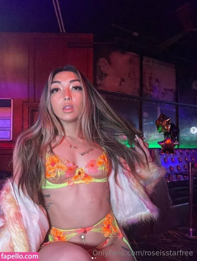 roseisstarfree Onlyfans Photo Gallery 