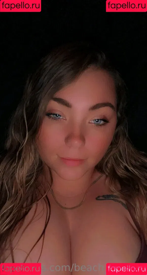 beach_babez1 Onlyfans Photo Gallery 