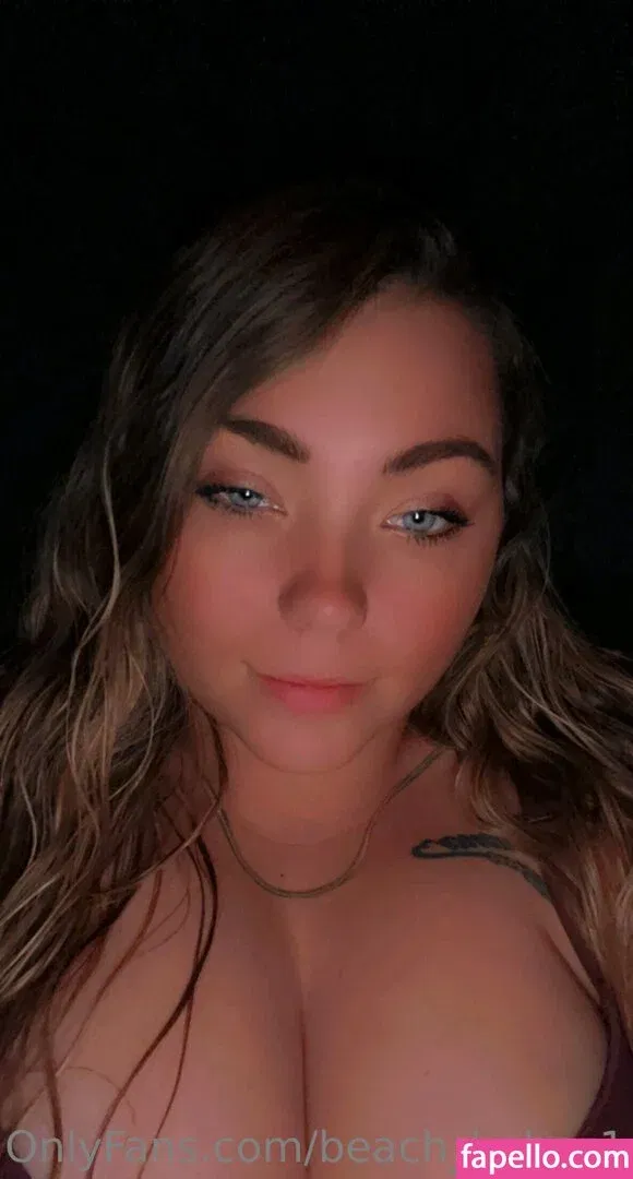 beach_babez1 Onlyfans Photo Gallery 