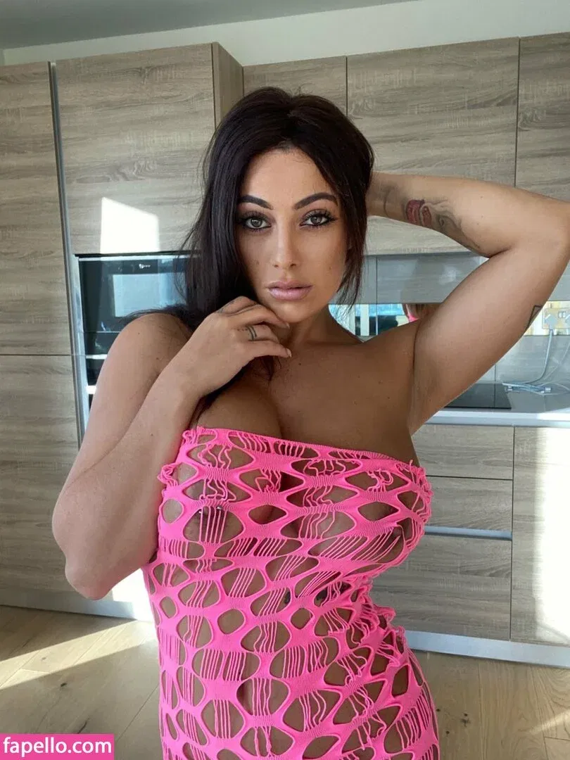 Fiona Siciliano Onlyfans Photo Gallery 
