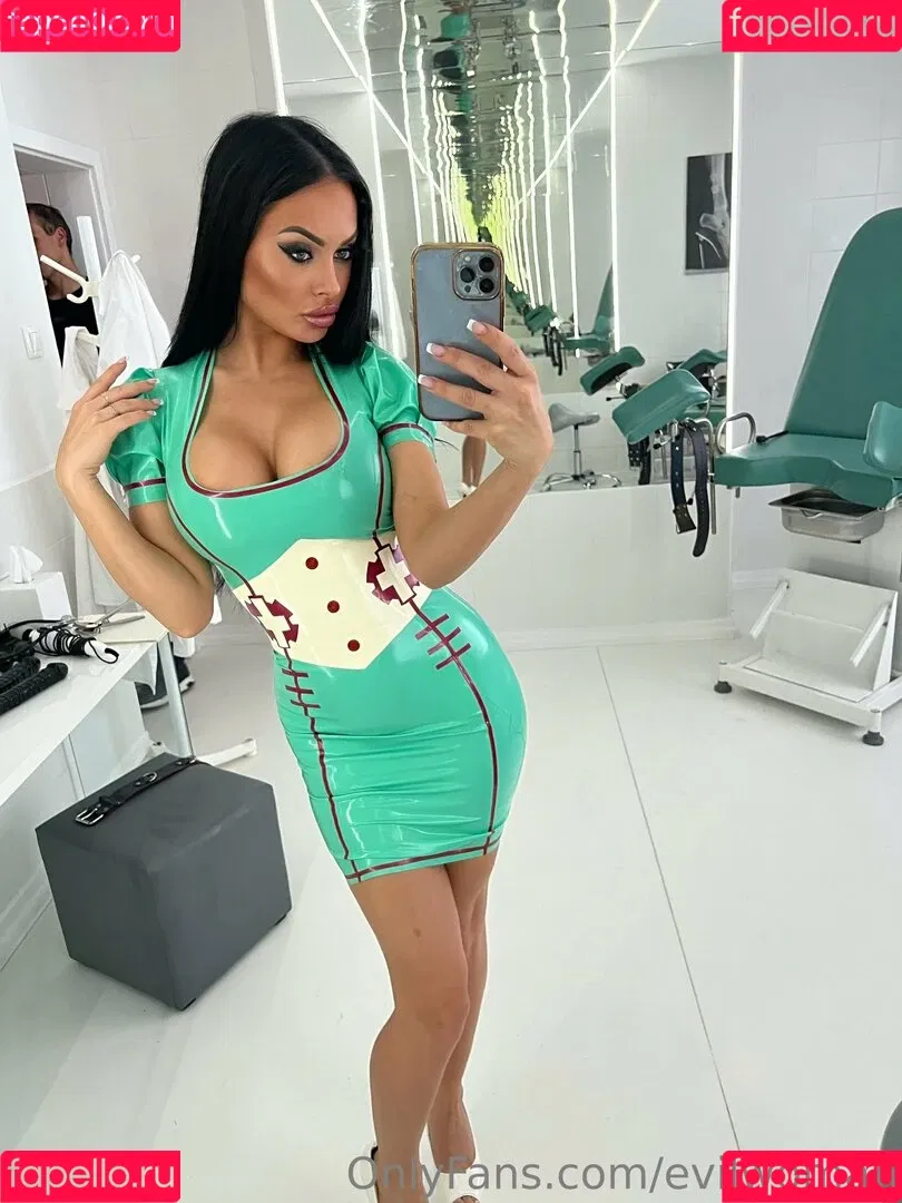 Evil Woman Onlyfans Photo Gallery 