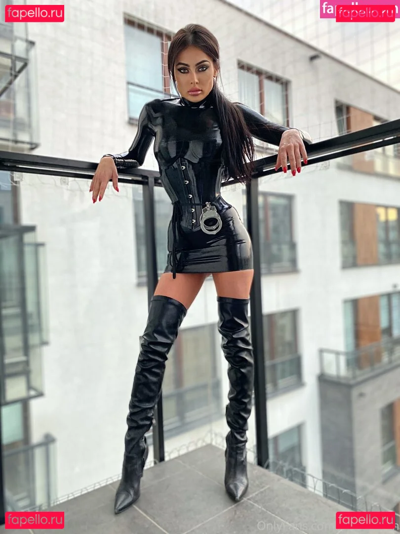 Evil Woman Onlyfans Photo Gallery 