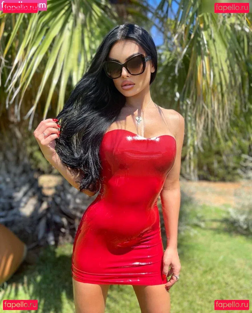 Evil Woman Onlyfans Photo Gallery 