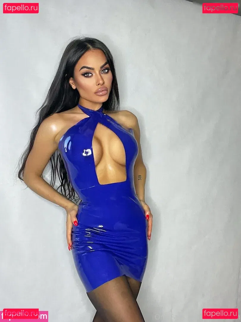 Evil Woman Onlyfans Photo Gallery 