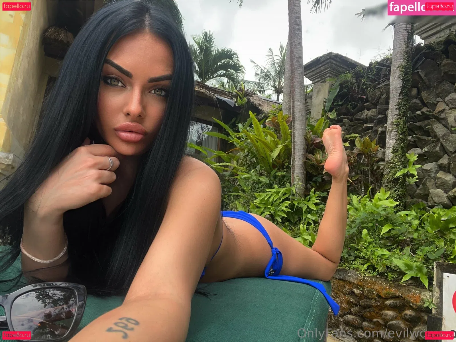 Evil Woman Onlyfans Photo Gallery 