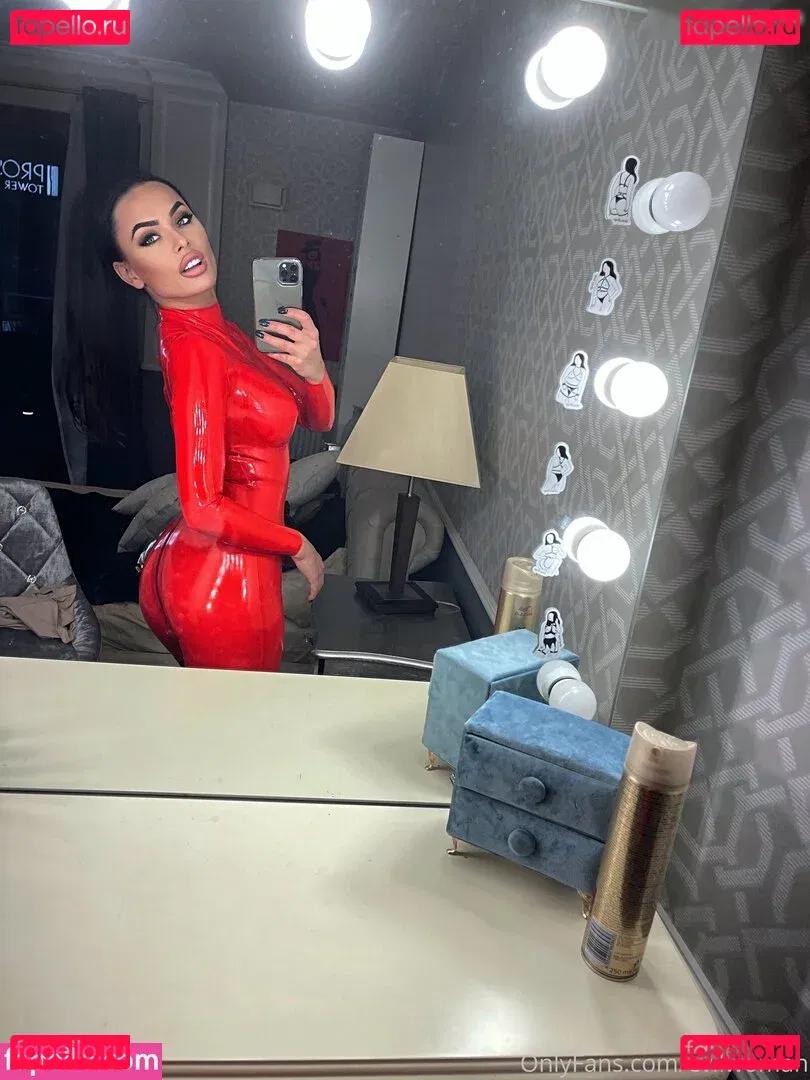 Evil Woman Onlyfans Photo Gallery 