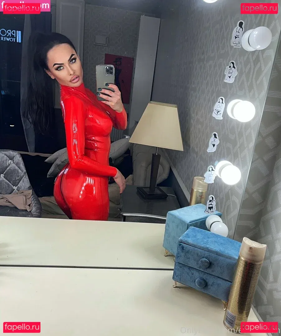 Evil Woman Onlyfans Photo Gallery 
