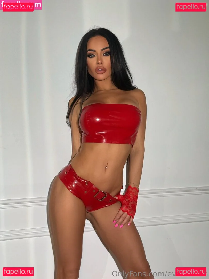 Evil Woman Onlyfans Photo Gallery 
