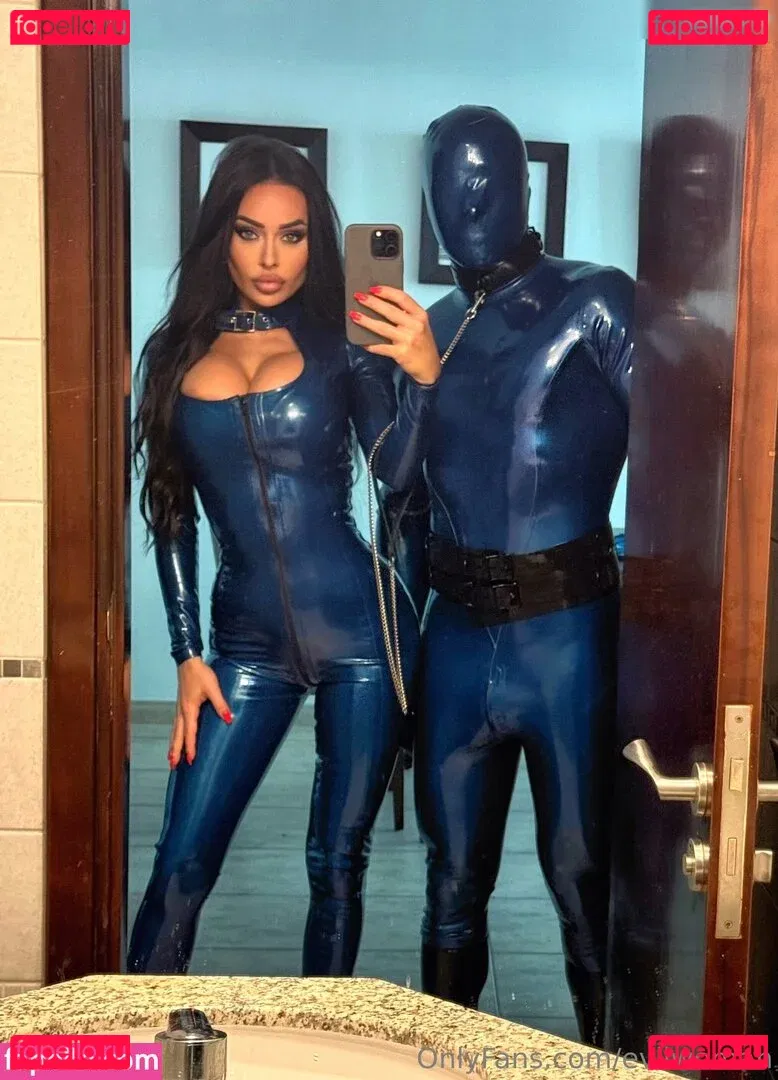 Evil Woman Onlyfans Photo Gallery 