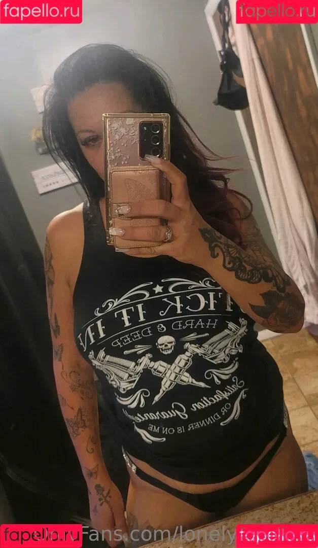 Lonelygirljules Onlyfans Photo Gallery 